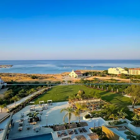 Cavo Zoe Seaside