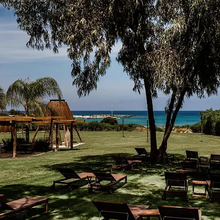 Cavo Zoe Seaside