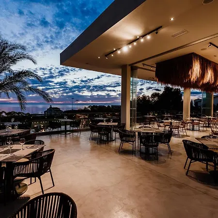 Cavo Zoe Seaside