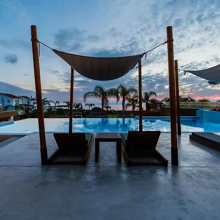 Cavo Zoe Seaside Hotel 4*